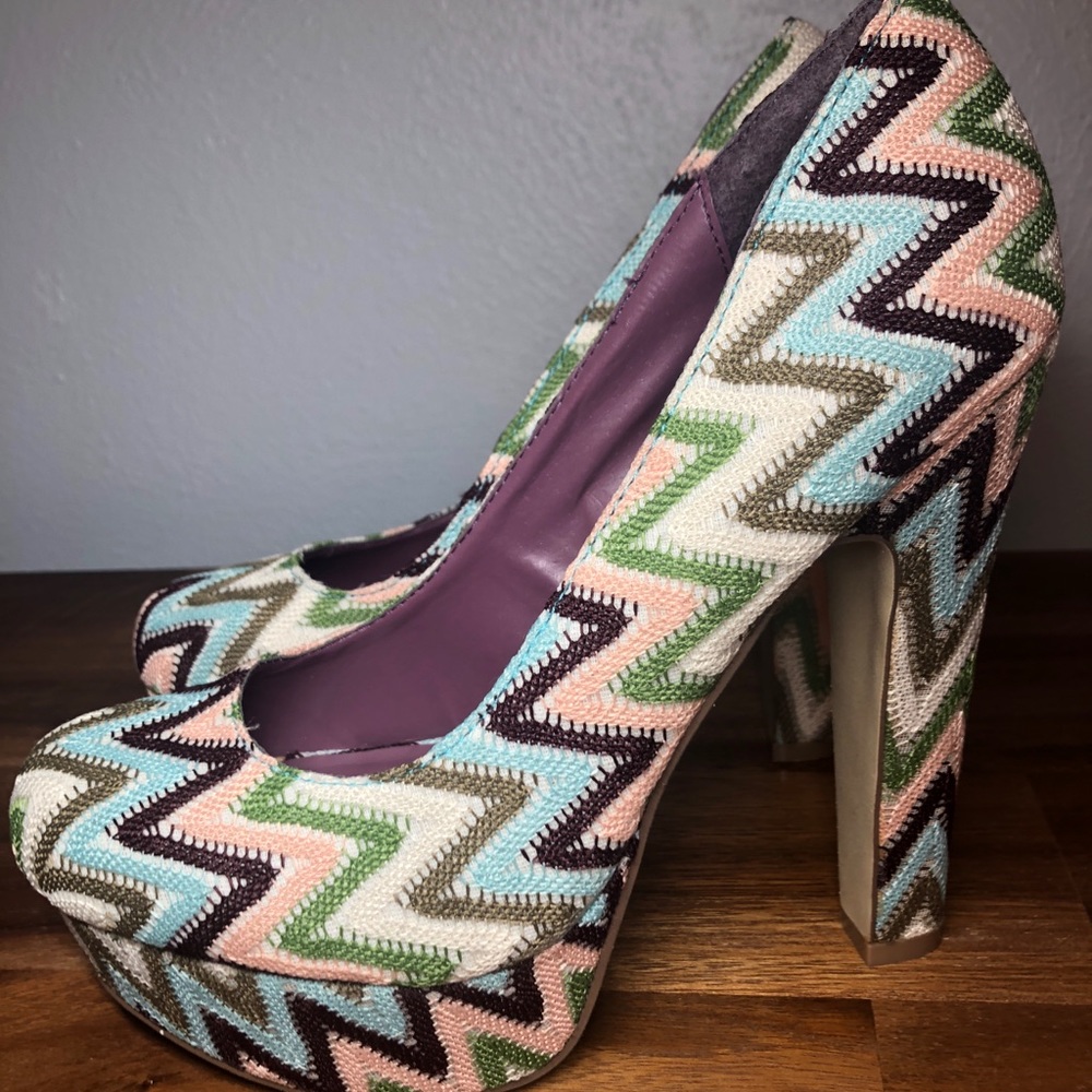 70’s style platform pump